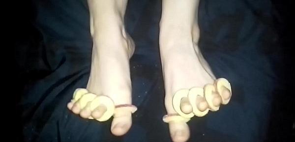  Delicious Gummy Ring Toes